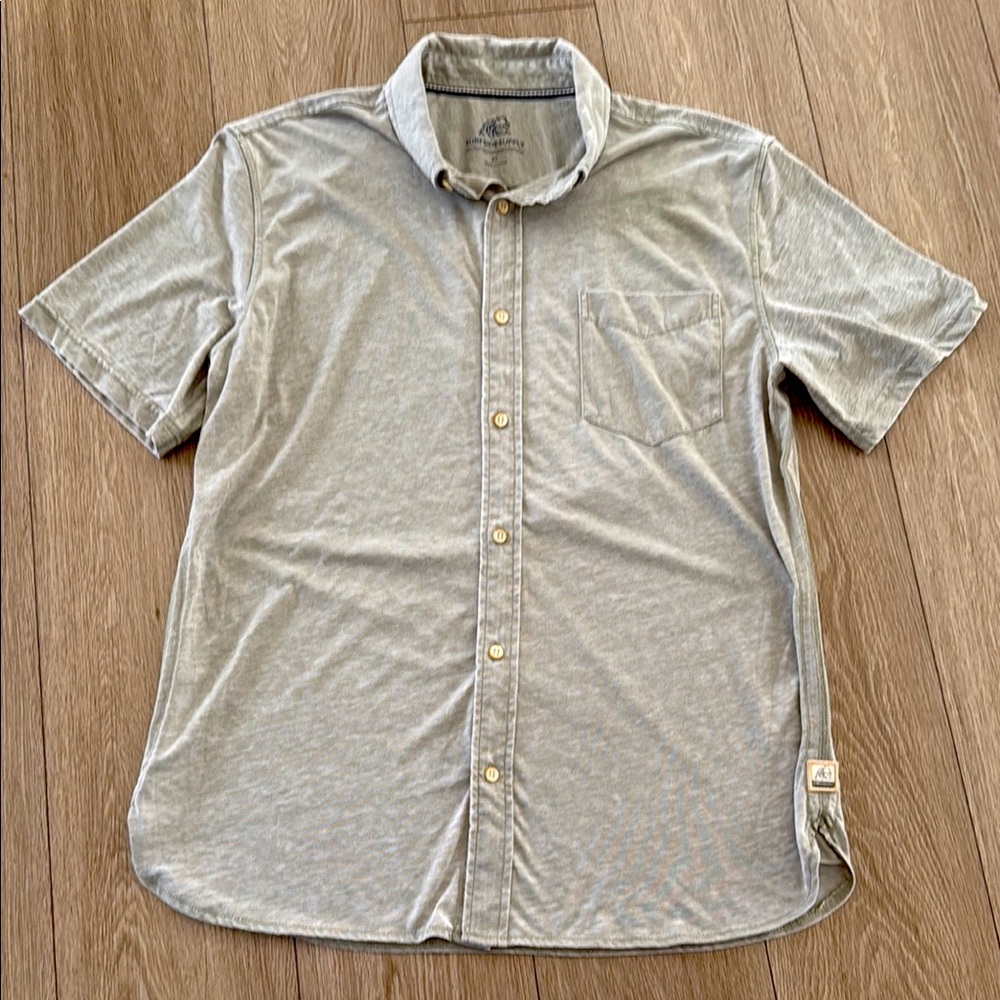 Surfside Supply Men’s short sleeve button down shirt size XL